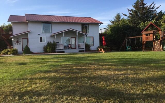 White House Inn on the Waterfront