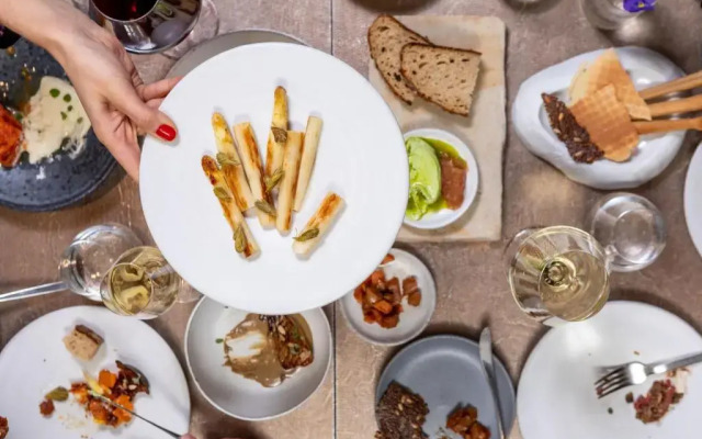 Roomers Berlin Steinplatz, Autograph Collection