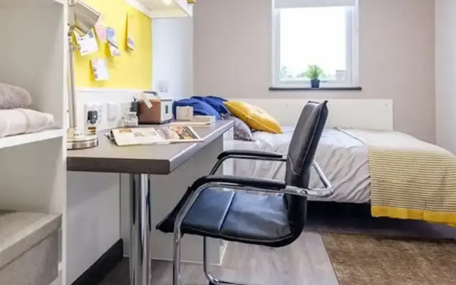 Comfy rooms for STUDENTS Only-NEWCASTLE
