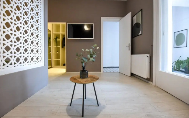 Sala Palatului Apt