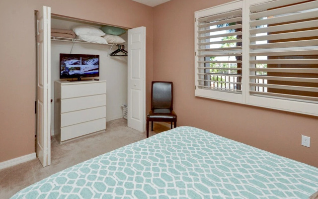 Tides Beach Club 5-354 by Vtrips