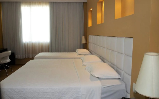 Favorita Golden Hotel e Eventos