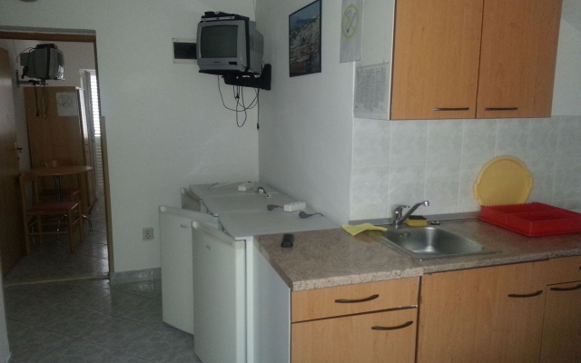 Apartment Vido - 150 m from beach: A2 Trpanj, Peljesac peninsula