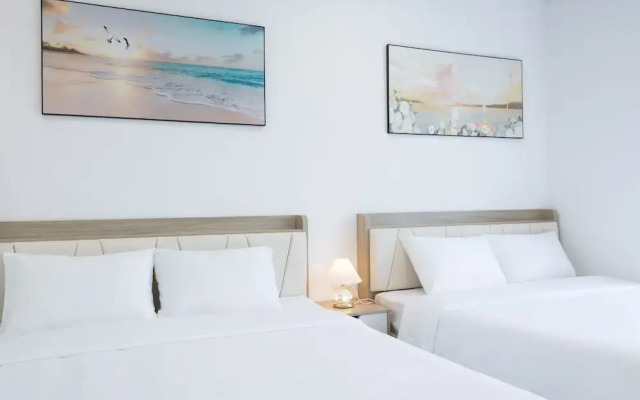 Lumi Hotel by  Vega