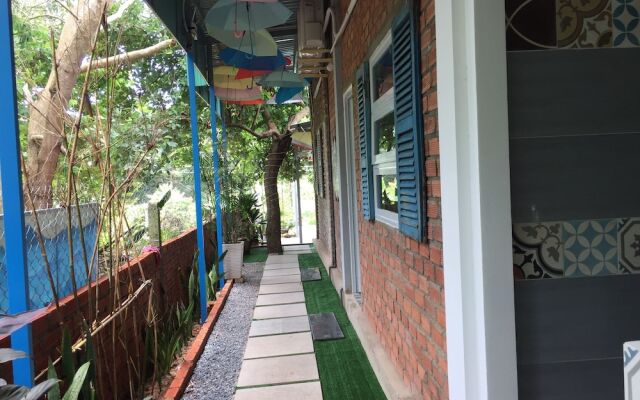 Khang Binh House - Hostel