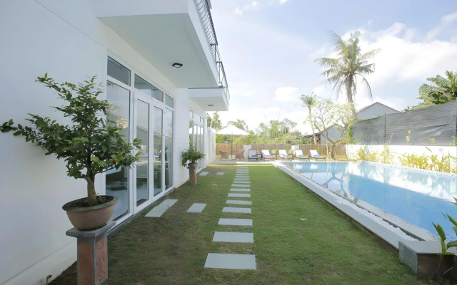 Hoi An Sunny Pool Villa