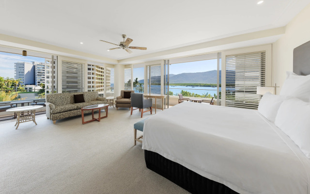 Pullman Reef Hotel Casino