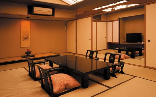 Tokiwaya
