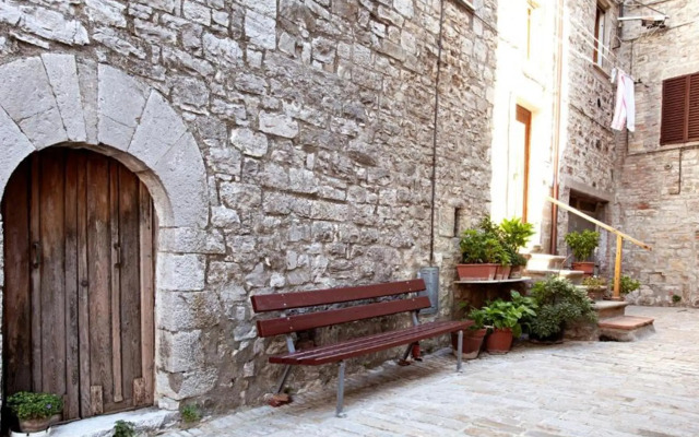 Castello Izzalini Todi Resort