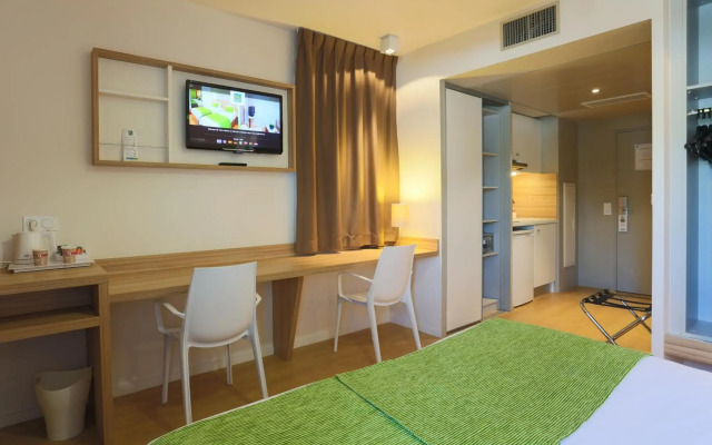 Q7 Lodge Lyon 7