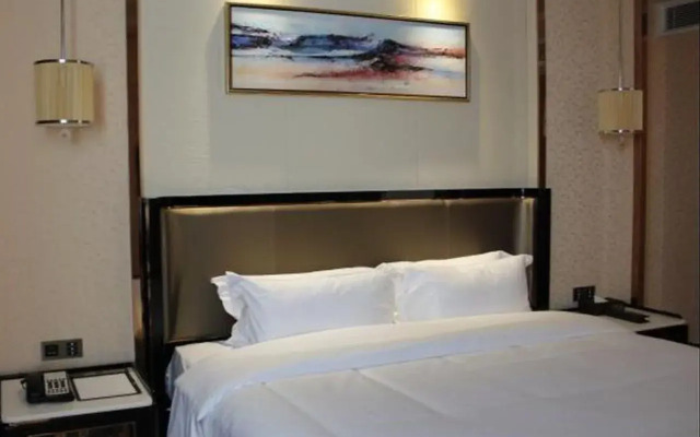 Lavande Hotel (Yangjiang Xiping Road Walmart)
