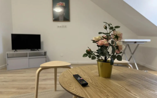 Modern Comfort in the Heart of Le Mans