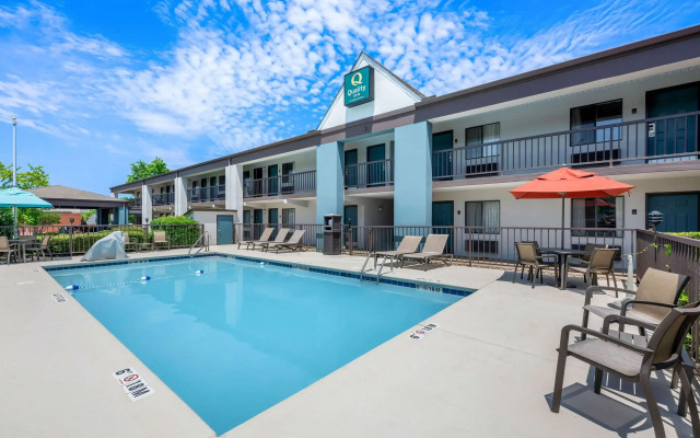 Quality Inn Pelham I-65 exit 246