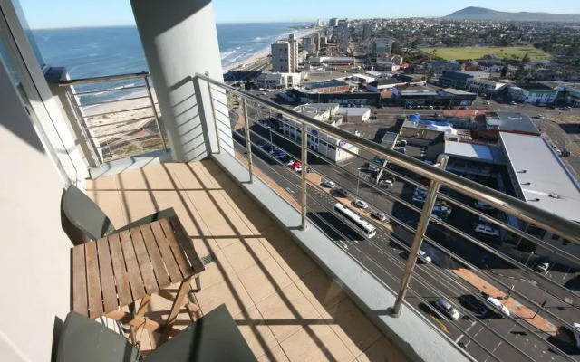 1206 Horizon Bay