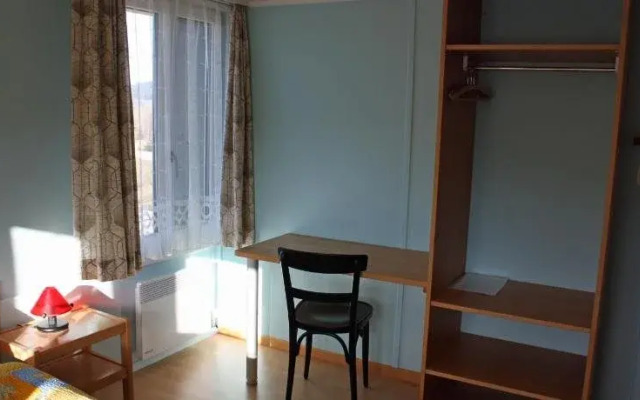 Hotel Restaurant Koi-Gartenteich