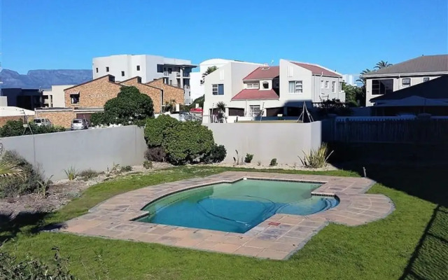 Atlantic Terraces 16 by CTHA