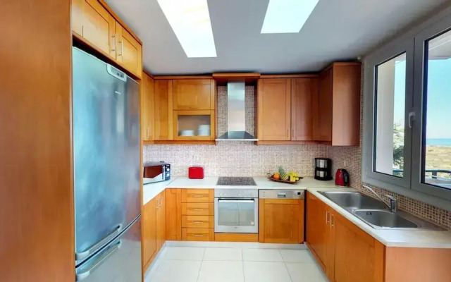 Villa Angelika Two-storey House With Pool for 7