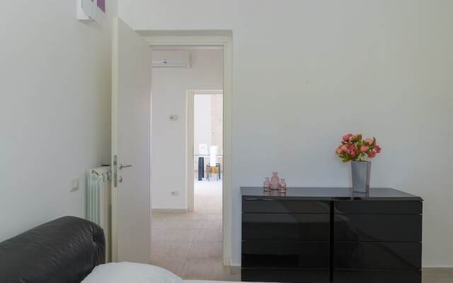 Villetta Dalia Con Giardino by Wonderful Italy