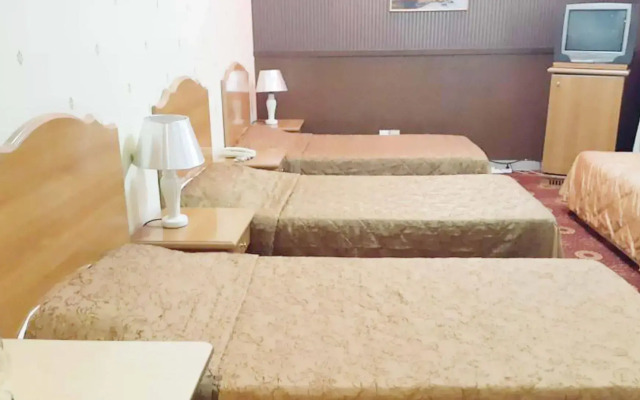 Royal Garden Hotel
