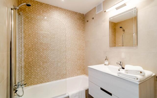 ALB301 - holiday home Marbella by Roomservices