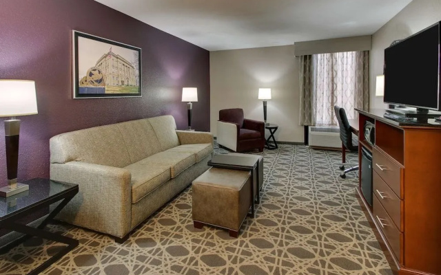 Drury Inn & Suites Poplar Bluff