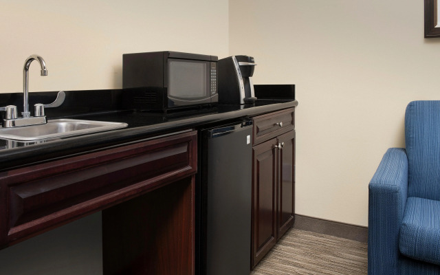 Holiday Inn Express Hotel & Suites Uvalde by IHG