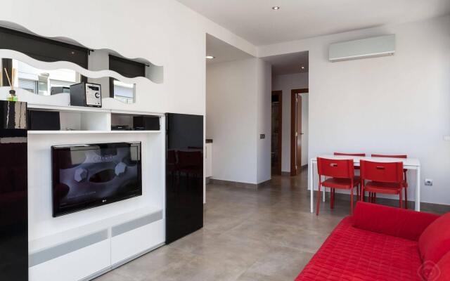 Via Augusta Apartments