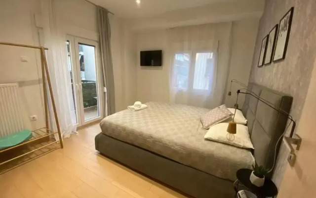 Utopia Apartment- At019