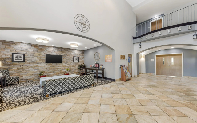 Best Western Plus Sand Bass Inn & Suites