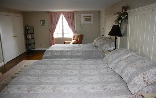 Pathsaala Inn & Restaurant