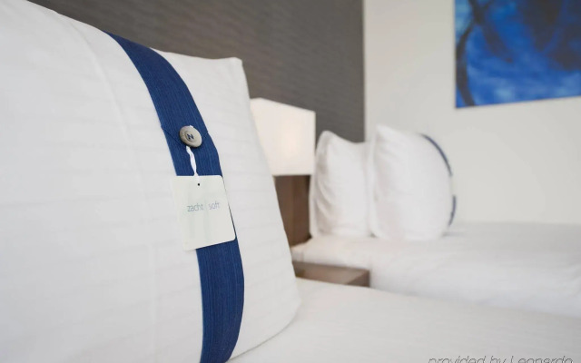 Holiday Inn Express Amsterdam - Schiphol by IHG