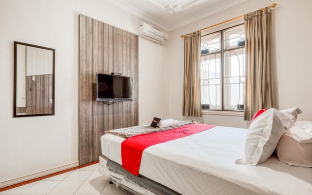 RedDoorz near UNTAG Surabaya – Guest Rooms – Surabaya