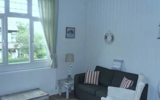 Claremont House Holiday Apartments