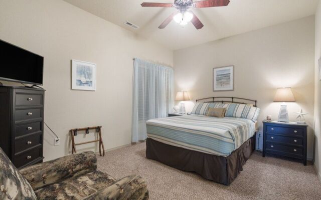 Bounty of Birdie Lane - Golf Courses, Playgrounds & Pool