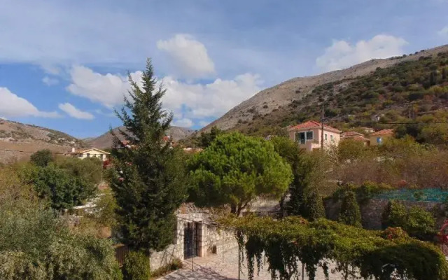 Marina Apartments &amp; Studios