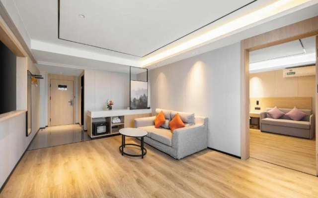 GreenTree Hotel (Shenyang Shengjing Hospital Huaxiang Campus)