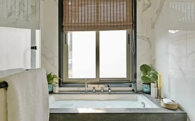 Luxe 3bhk Villa Kosha Pvt Pool - 2km to Beach
