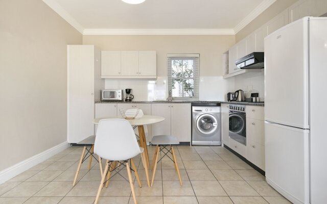 Winelands Golf Lodges 18