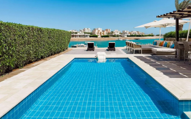 Xuru Stays I Posh & Eclectic 4 BDR Villa @ Fanadir Bay