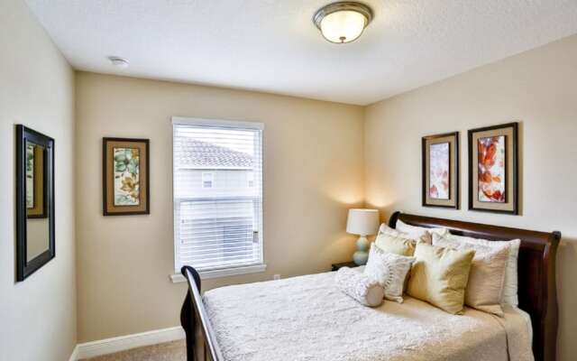 Solterra Six-bedroom