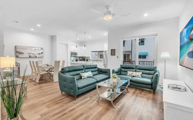 Azul Townhomes A1