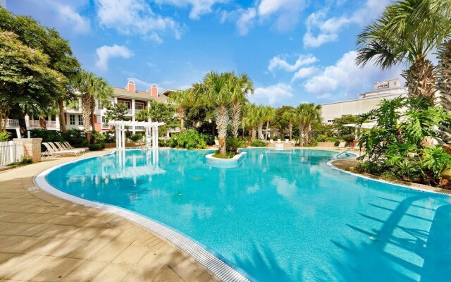 Sandestin Market Street