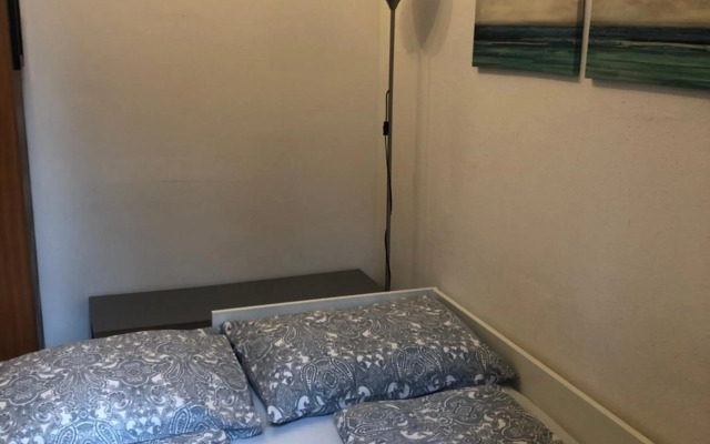 RoooMS by JR City Apartments