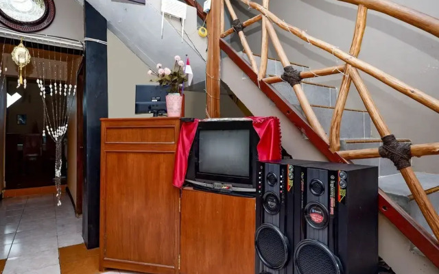 OYO 2430 Lisshaffa Homestay