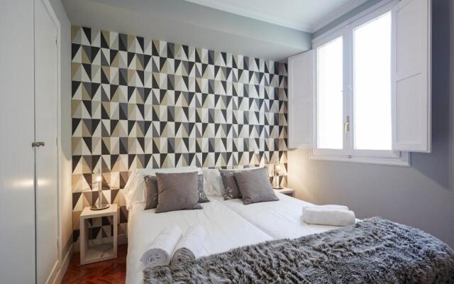 LEEWAYS APARTMENT V in ALCALÁ 99