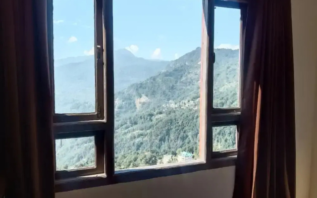 Goroomgo Kings Palace Gangtok