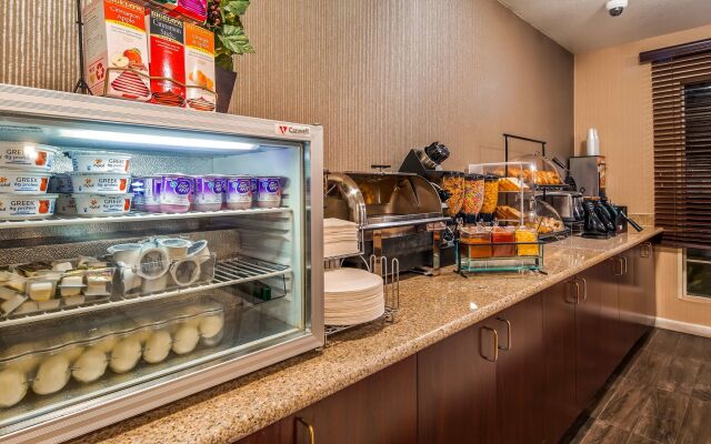 Best Western Luxury Inn