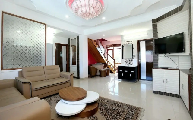 OYO 10406 Home Luxury 3BHK New Shimla