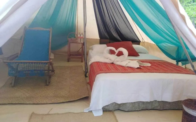 Playa Las Palmas Glamping Tulum