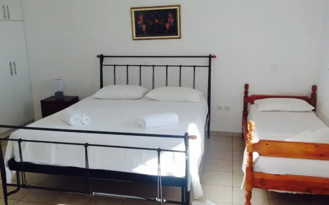 ELÉA Guesthouse himare